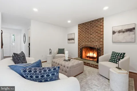 $1,049,900 | 1122 Bettstrail Way, Potomac, MD 20854