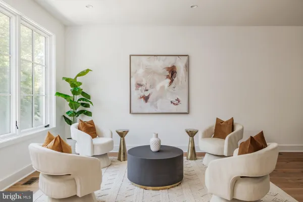$2,575,000 | 6960 West Avenue, Chevy Chase, MD 20815