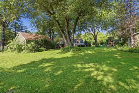 $360,000 | 937 Elsie Avenue, Gurnee, IL 60031