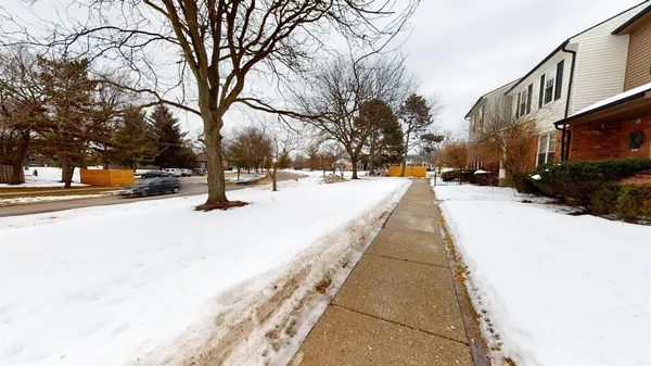 $2,400 | 3008 Bolgos Circle, Ann Arbor, MI 48105