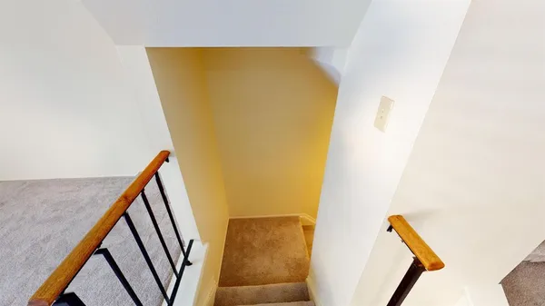 $2,400 | 3008 Bolgos Circle, Ann Arbor, MI 48105