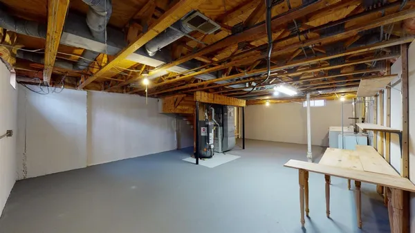 $2,400 | 3008 Bolgos Circle, Ann Arbor, MI 48105