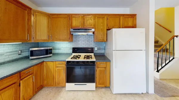 $2,400 | 3008 Bolgos Circle, Ann Arbor, MI 48105