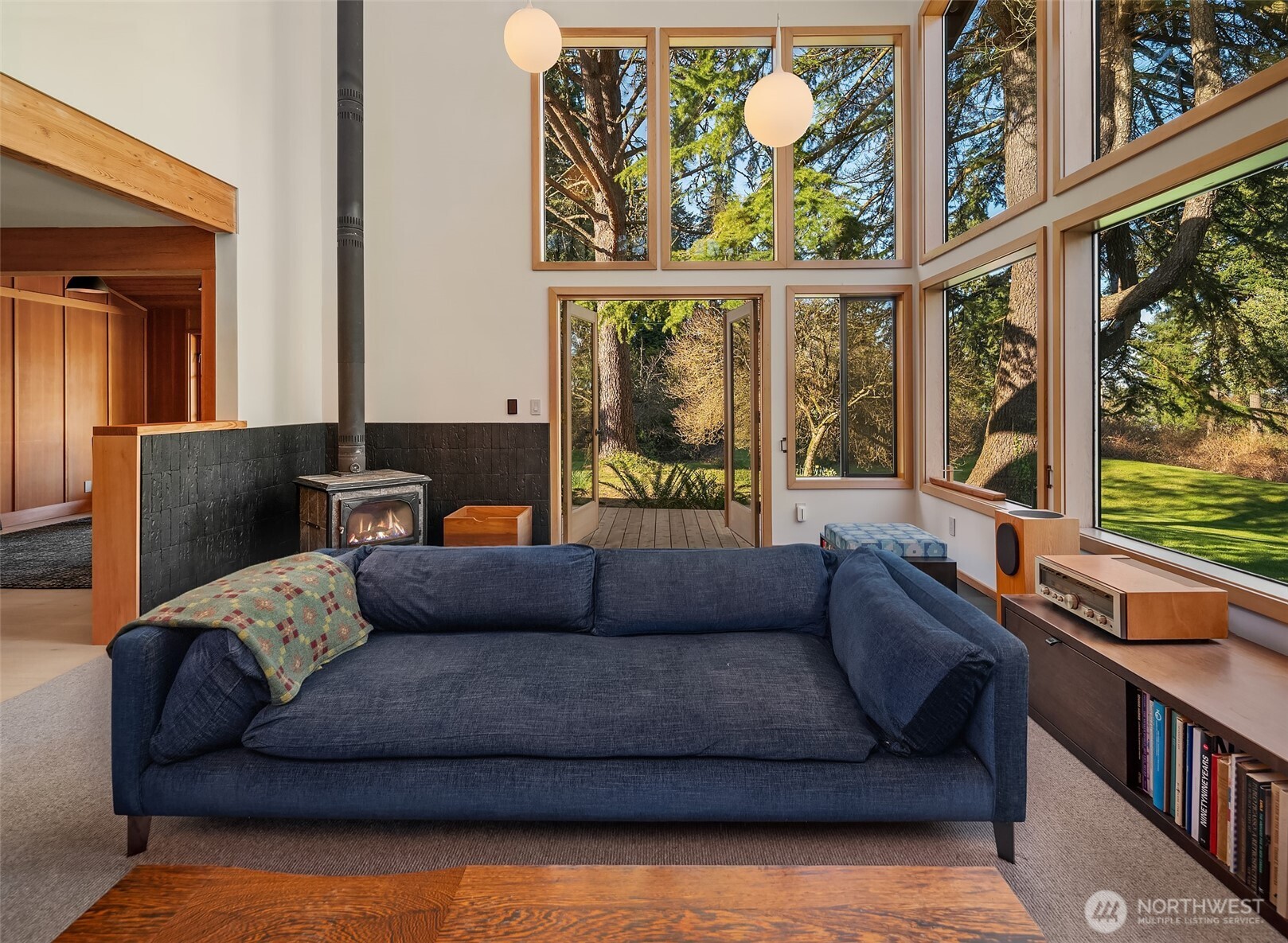 15232 Vermontville Road Southwest Vashon, WA 98070 - Photo 22 of 40