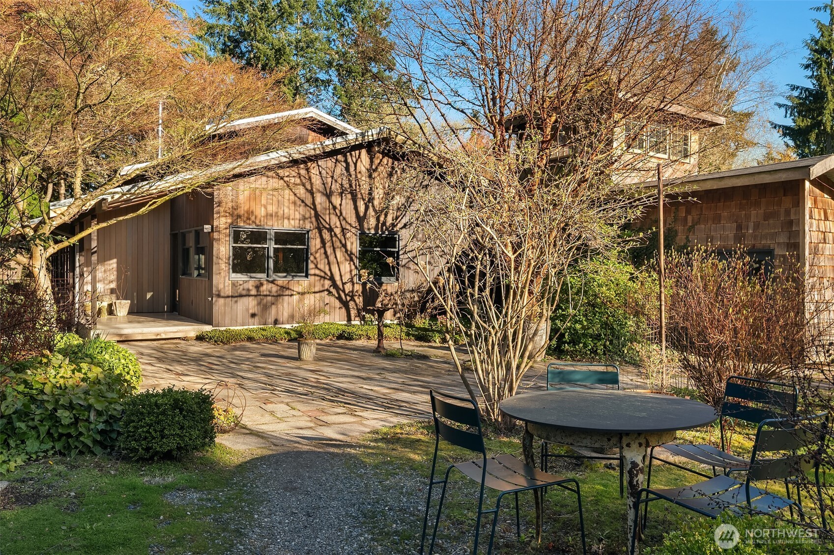 15232 Vermontville Road Southwest Vashon, WA 98070 - Photo 5 of 40