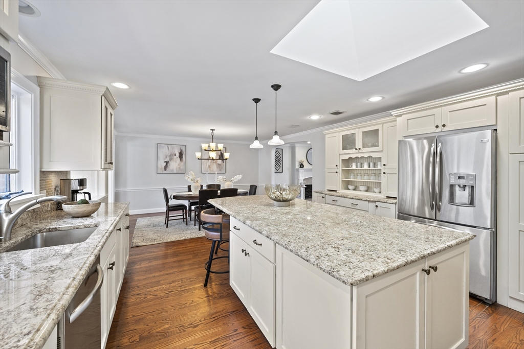 447 Dudley Road Newton, MA 02459 - Photo 4 of 42 Gallery Image 4