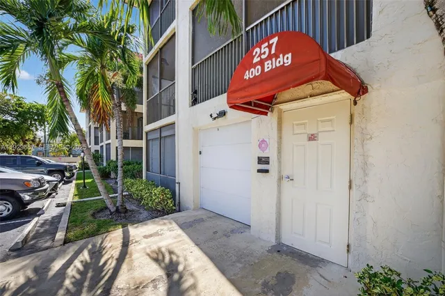 $132,917 | 257 South Cypress Road, Unit 436, Pompano Beach, FL 33060