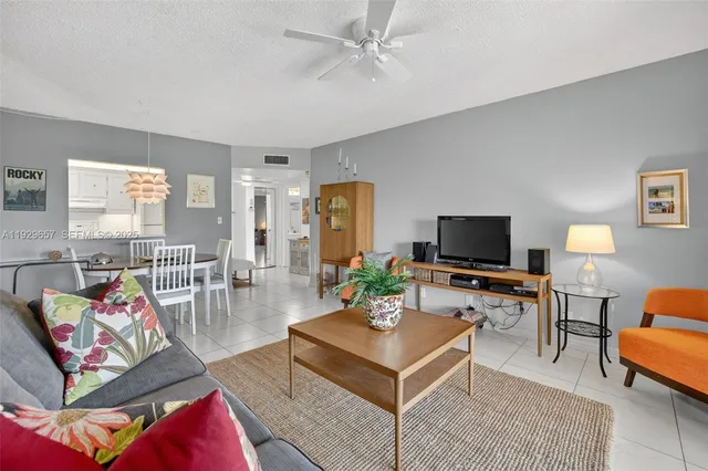 $132,917 | 257 South Cypress Road, Unit 436, Pompano Beach, FL 33060