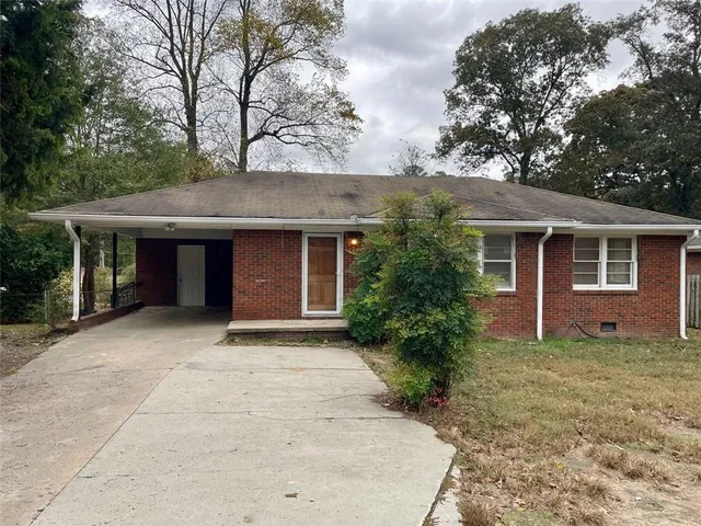 $1,295 | 6328 Oakview Lane, Lithia Springs, GA 30122