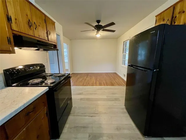 $1,295 | 6328 Oakview Lane, Lithia Springs, GA 30122