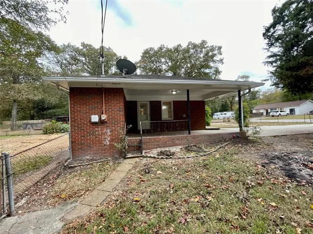 $1,295 | 6328 Oakview Lane, Lithia Springs, GA 30122