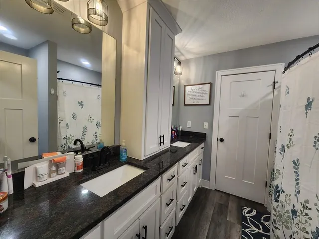 $595,000 | 13685 Northeast County Road 353, Adrian, MO 64720