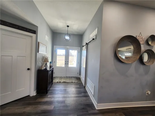 $595,000 | 13685 Northeast County Road 353, Adrian, MO 64720