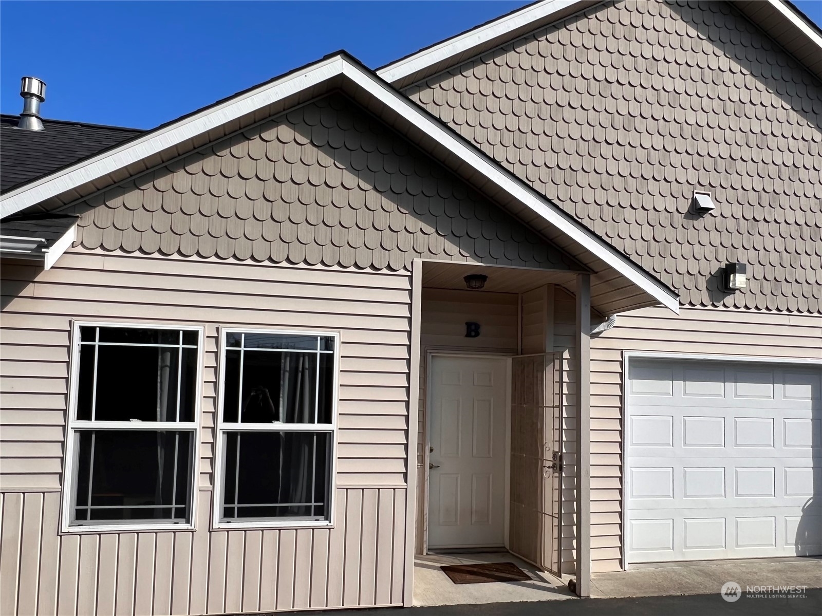 325 North Laventure Road, Unit B Mount Vernon, WA 98273 - Photo 1 of 17 Gallery Image 1