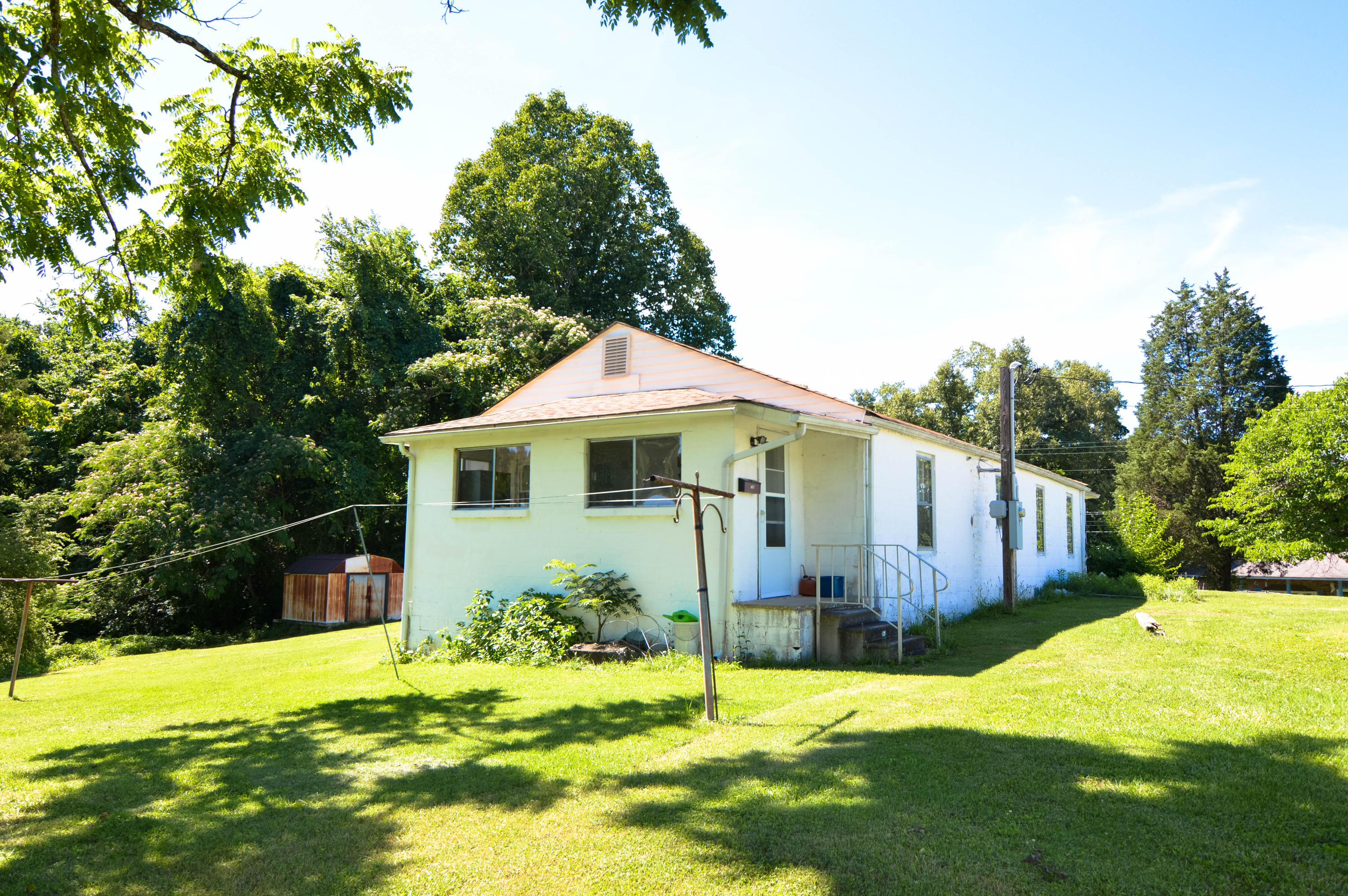 706 Emory Heights Road Harriman, TN 37748 - Photo 6 of 35 DSC_0243