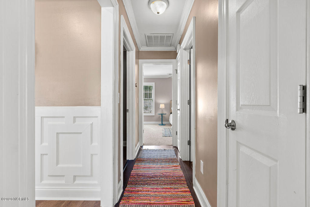 129 Watersfield Road Leland, NC 28451 - Photo 11 of 23 11-hallway