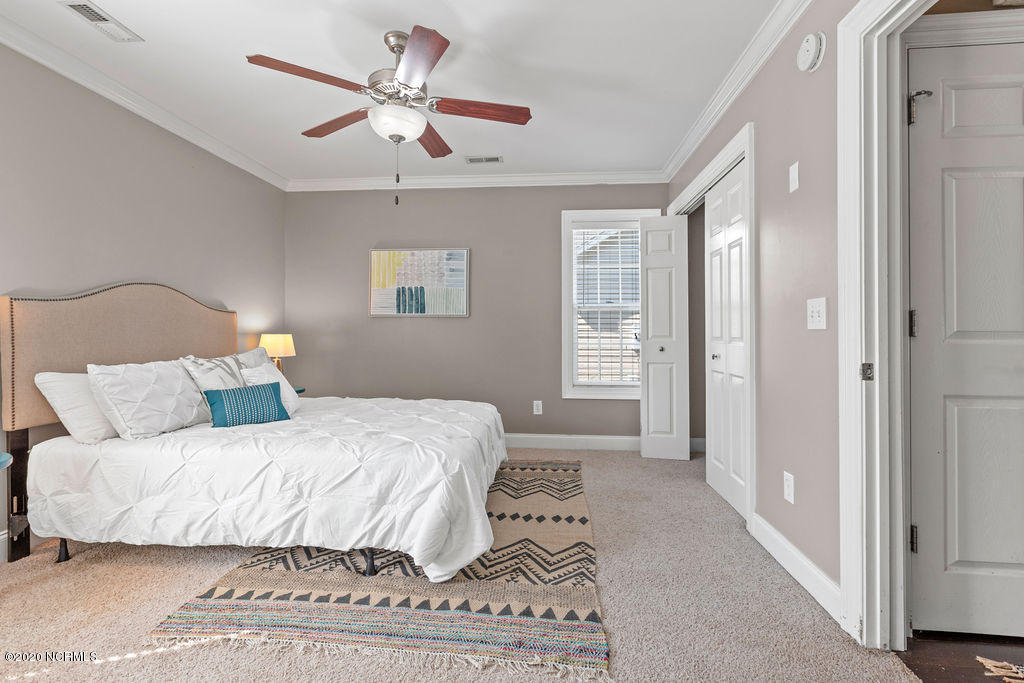129 Watersfield Road Leland, NC 28451 - Photo 17 of 23 17-master_from_bath