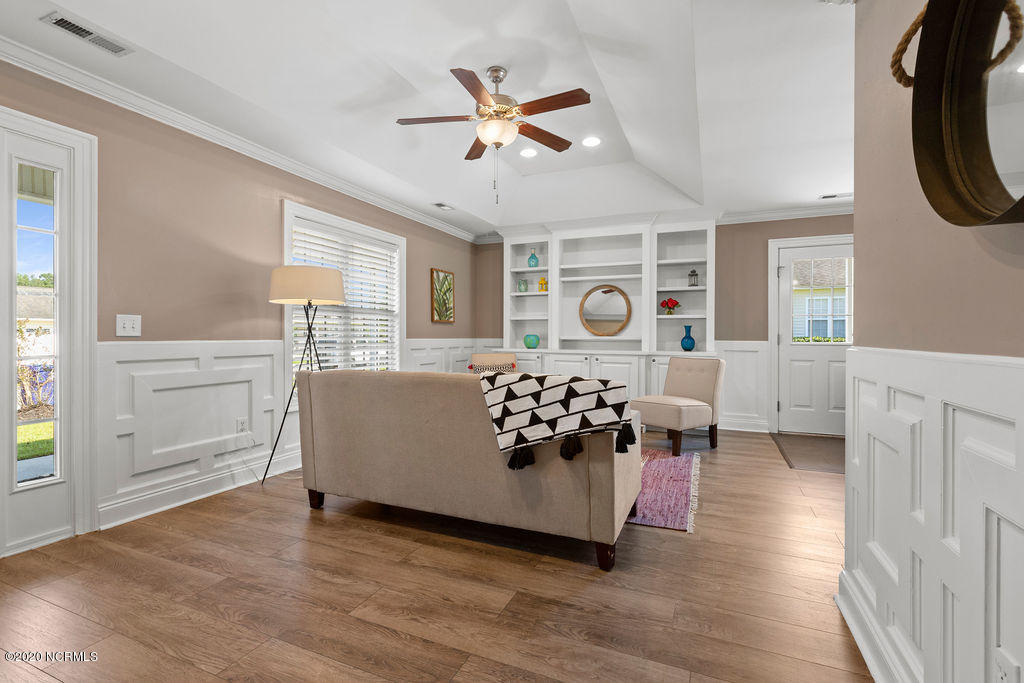 129 Watersfield Road Leland, NC 28451 - Photo 9 of 23 9-living_from_door