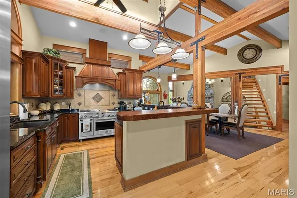 $1,000,000 | 1003 Berry Lane, Edwardsville, IL 62025