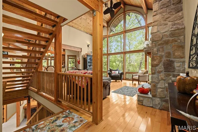 $1,100,000 | 1003 Berry Lane, Edwardsville, IL 62025