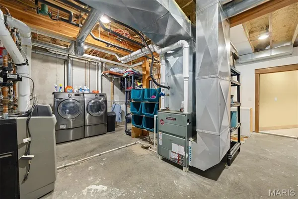 $1,000,000 | 1003 Berry Lane, Edwardsville, IL 62025