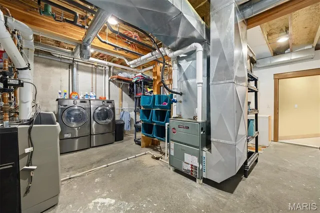 $1,100,000 | 1003 Berry Lane, Edwardsville, IL 62025