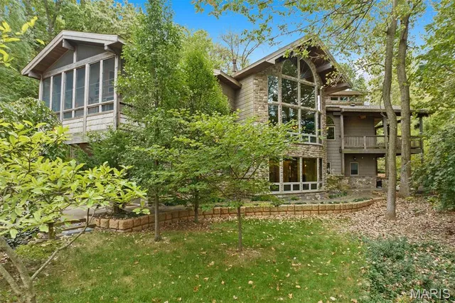 $1,100,000 | 1003 Berry Lane, Edwardsville, IL 62025