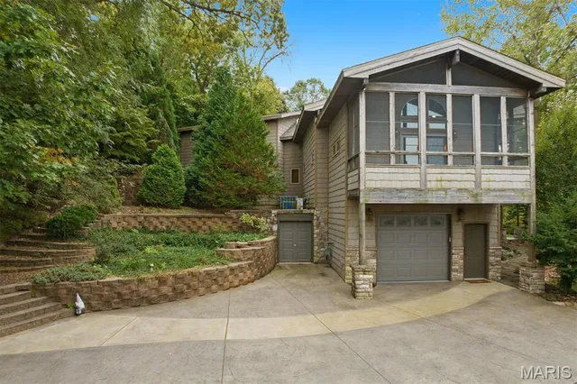 $1,100,000 | 1003 Berry Lane, Edwardsville, IL 62025