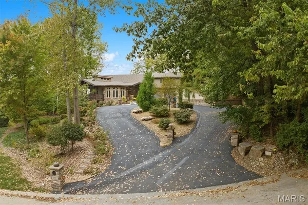 $1,000,000 | 1003 Berry Lane, Edwardsville, IL 62025