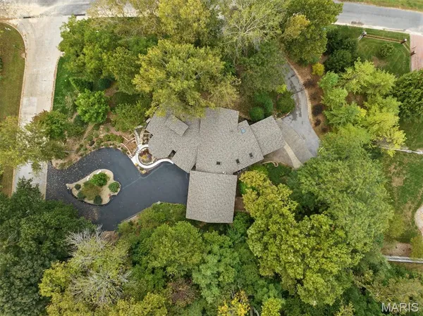 $1,000,000 | 1003 Berry Lane, Edwardsville, IL 62025