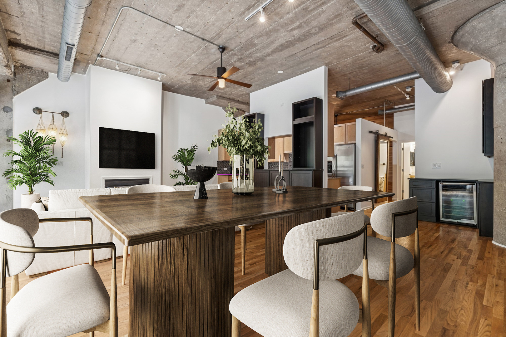 1070 West 15th Street, Unit 147 Chicago, IL 60608 - Photo 4 of 15