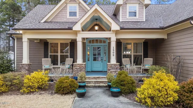 $749,900 | 1509 Hoke Landing Lane, Raleigh, NC 27603
