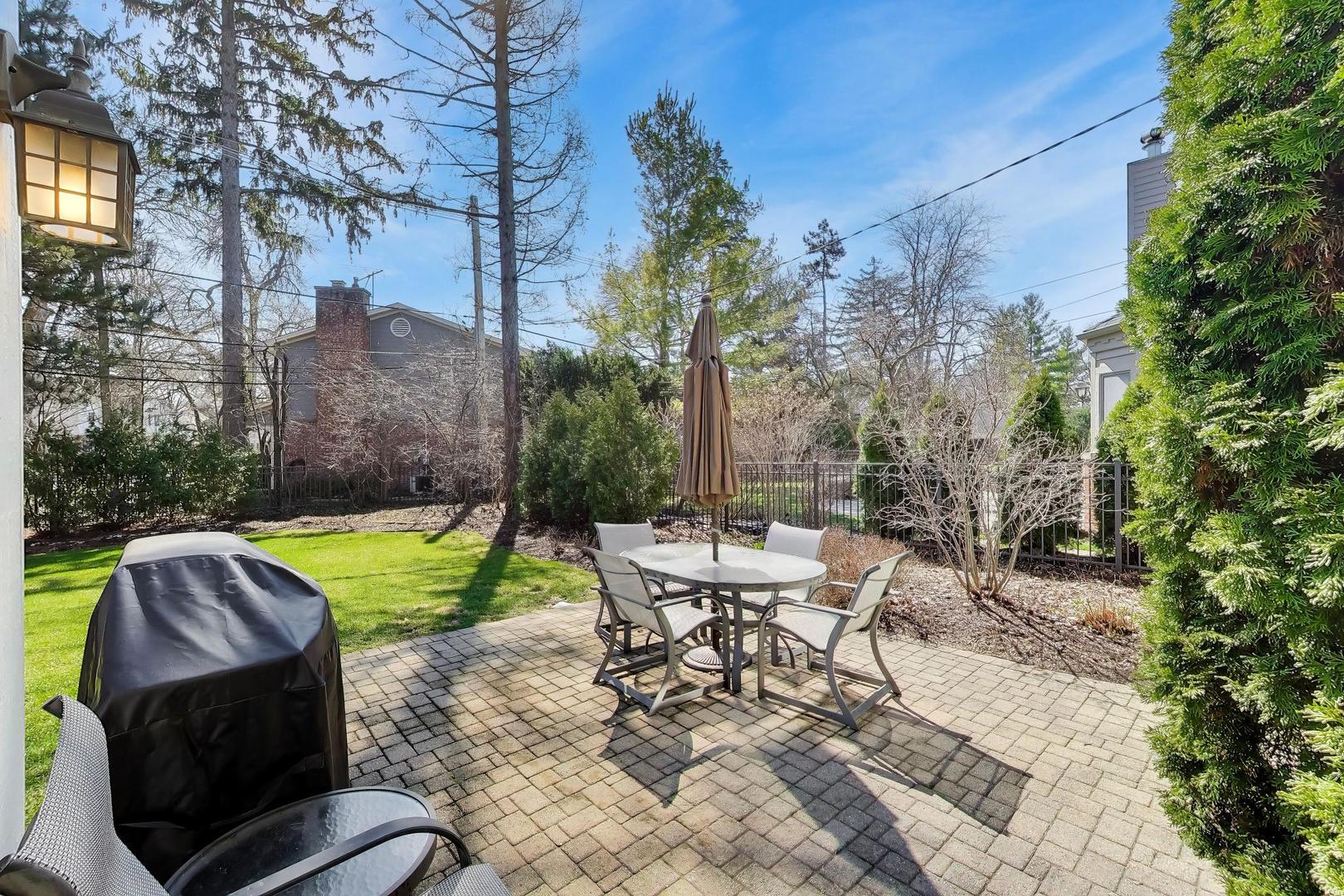 527 Mayfair Road Arlington Heights, IL 60005 - Photo 28 of 34