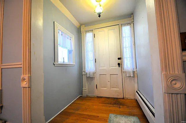 $250,000 | 605 South 7th Street, Goshen, IN 46526