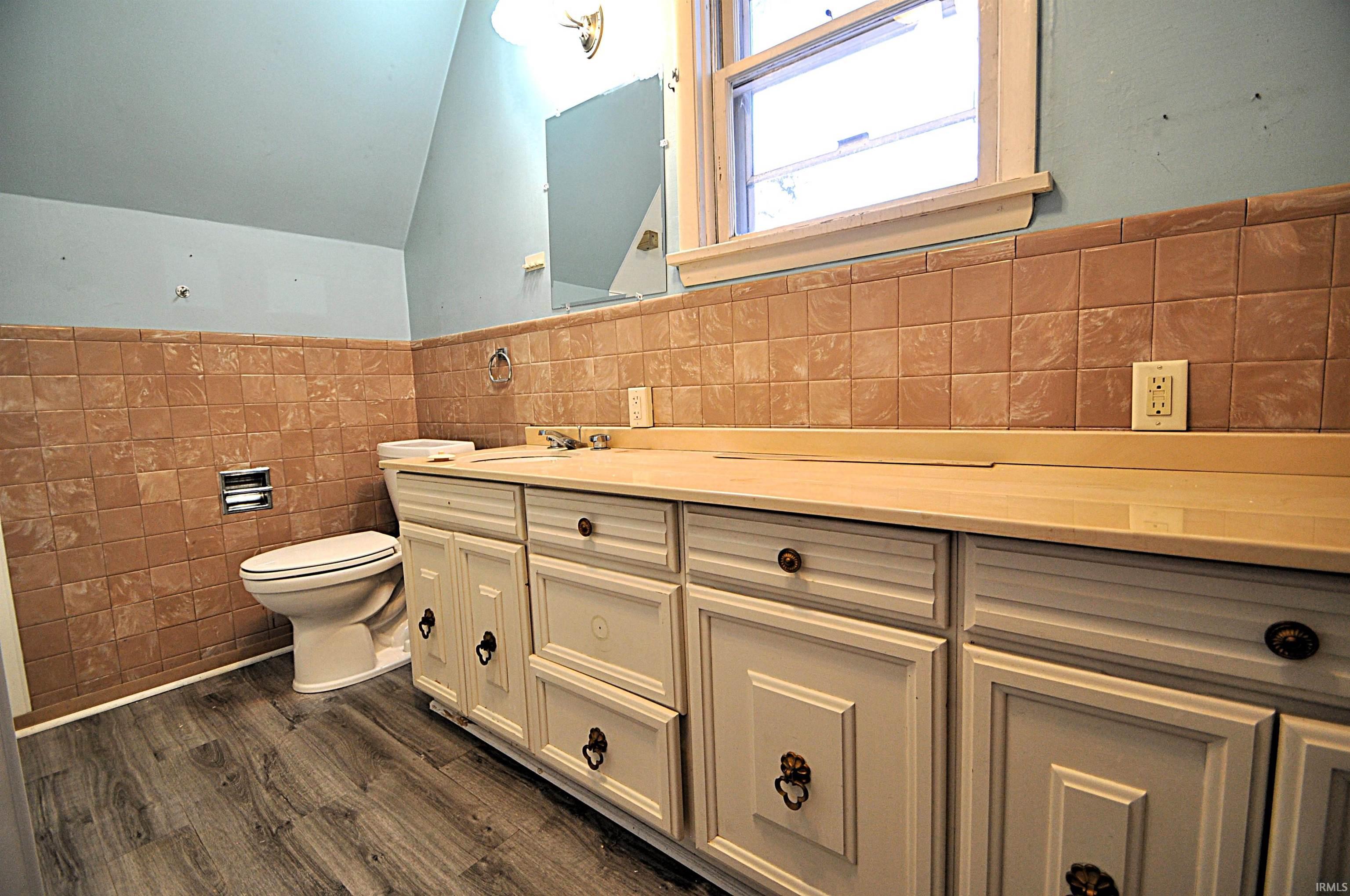 605 South 7th Street Goshen, IN 46526 - Photo 18 of 32