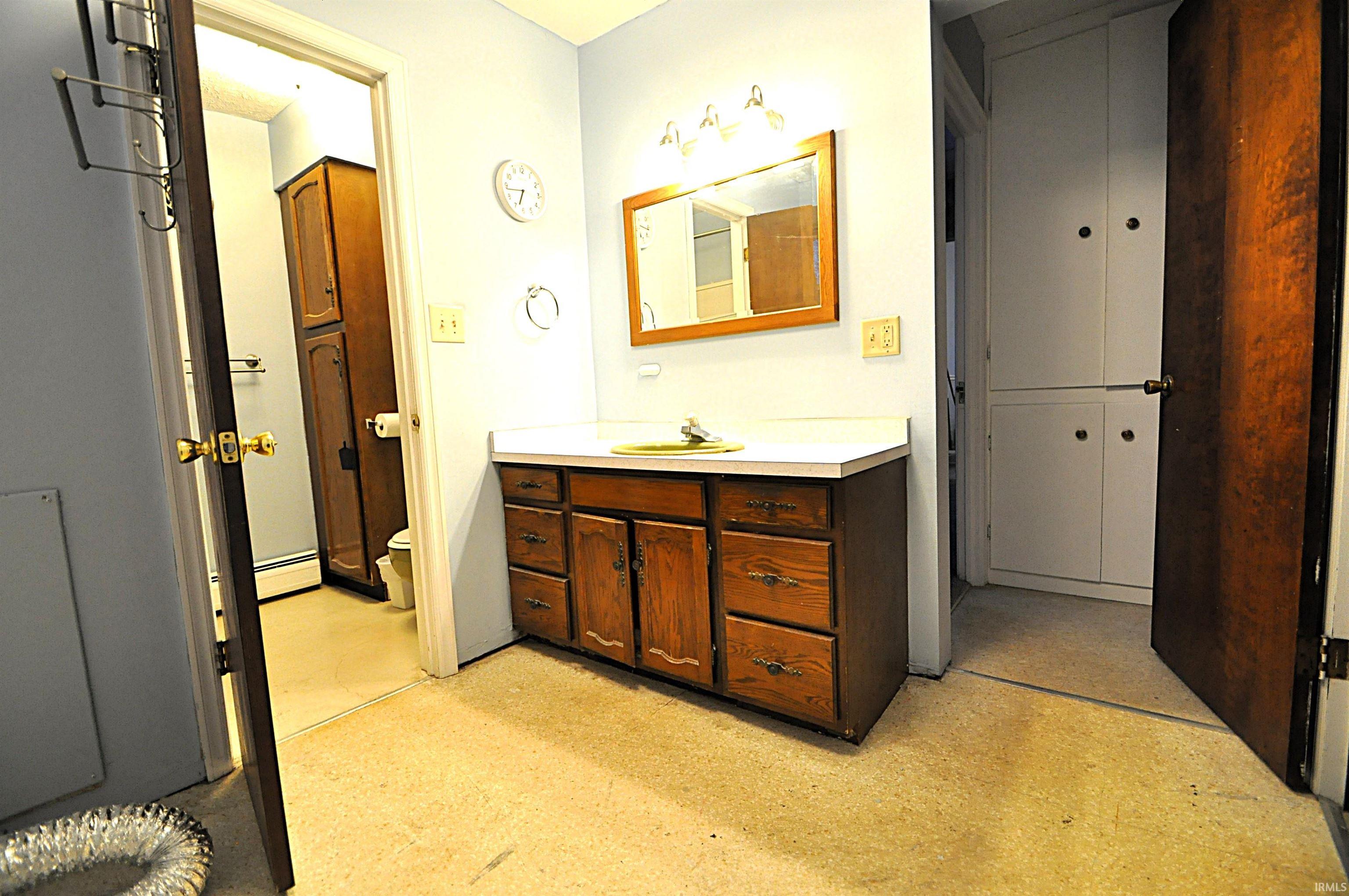 605 South 7th Street Goshen, IN 46526 - Photo 7 of 32