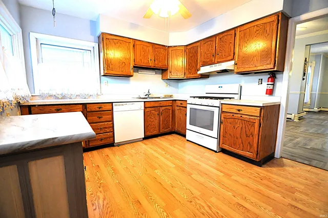 $250,000 | 605 South 7th Street, Goshen, IN 46526