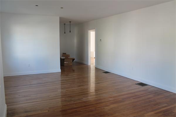 56 Parmenter Road, Unit 1 Waltham, MA 02453 - Photo 5 of 9