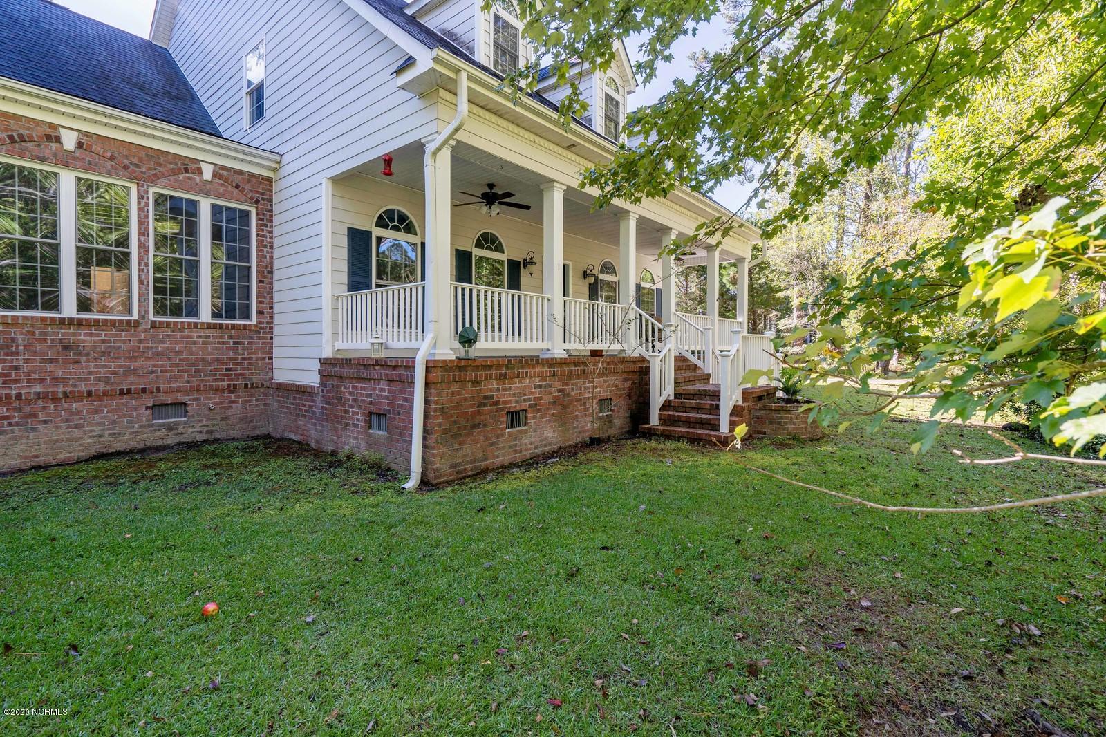 110 Canvasback Point Hampstead, NC 28443 - Photo 3 of 85 16_110CanvasbackPoint16_mls