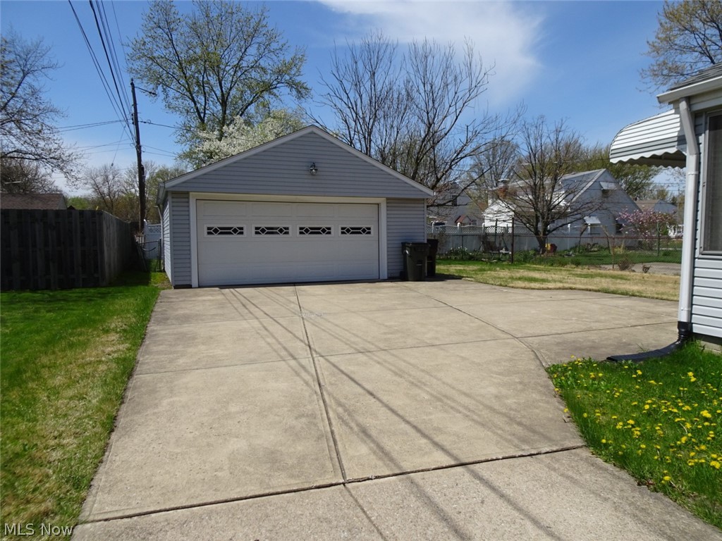 966 Reeve Road Elyria, OH 44035 - Photo 32 of 32 Garage