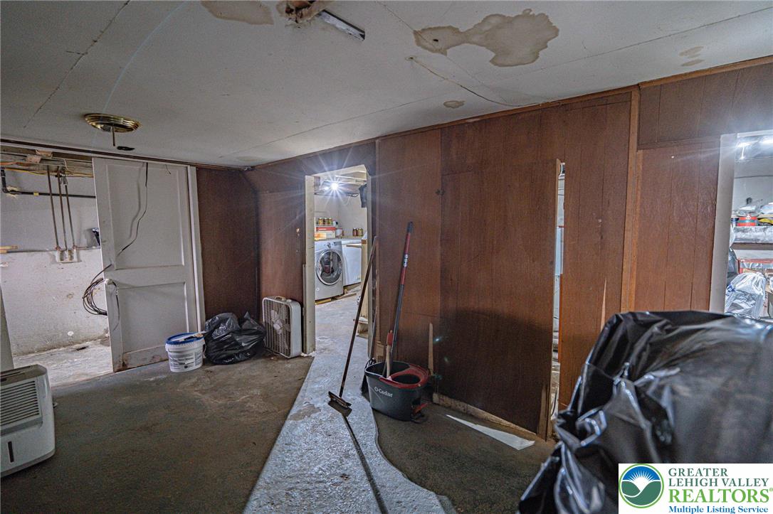 2303 South Filbert Street Allentown, PA 18103 - Photo 25 of 61