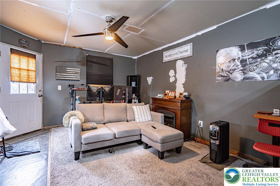 2303 South Filbert Street Allentown, PA 18103 - Photo 39 of 61