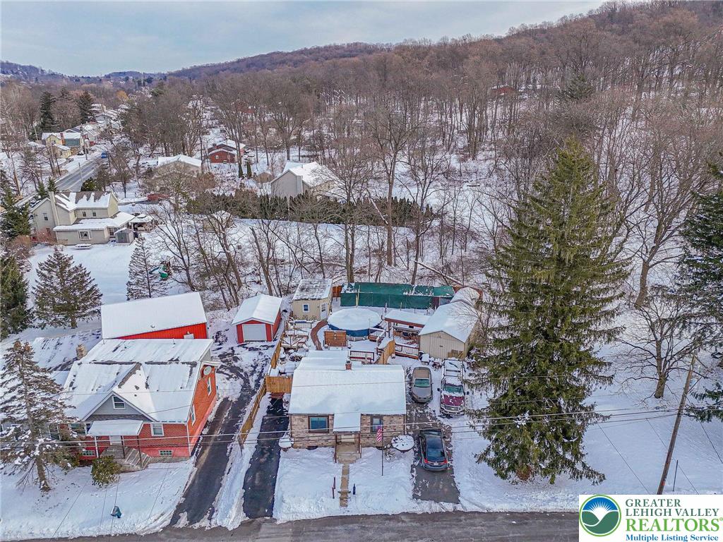 2303 South Filbert Street Allentown, PA 18103 - Photo 4 of 61