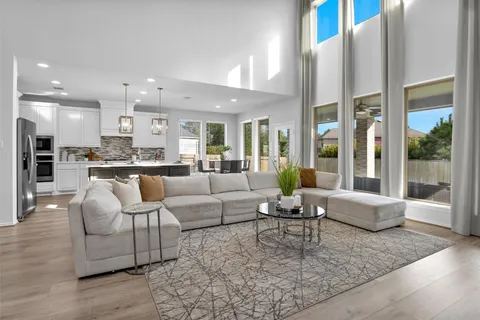 $598,000 | 256 Conifer Cliff Drive, Montgomery, TX 77316