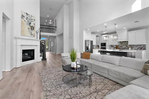 $598,000 | 256 Conifer Cliff Drive, Montgomery, TX 77316