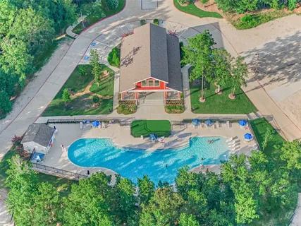 $598,000 | 256 Conifer Cliff Drive, Montgomery, TX 77316