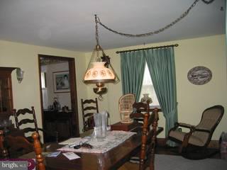 19 Barbara Road Hatboro, PA 19040 - Photo 4 of 6