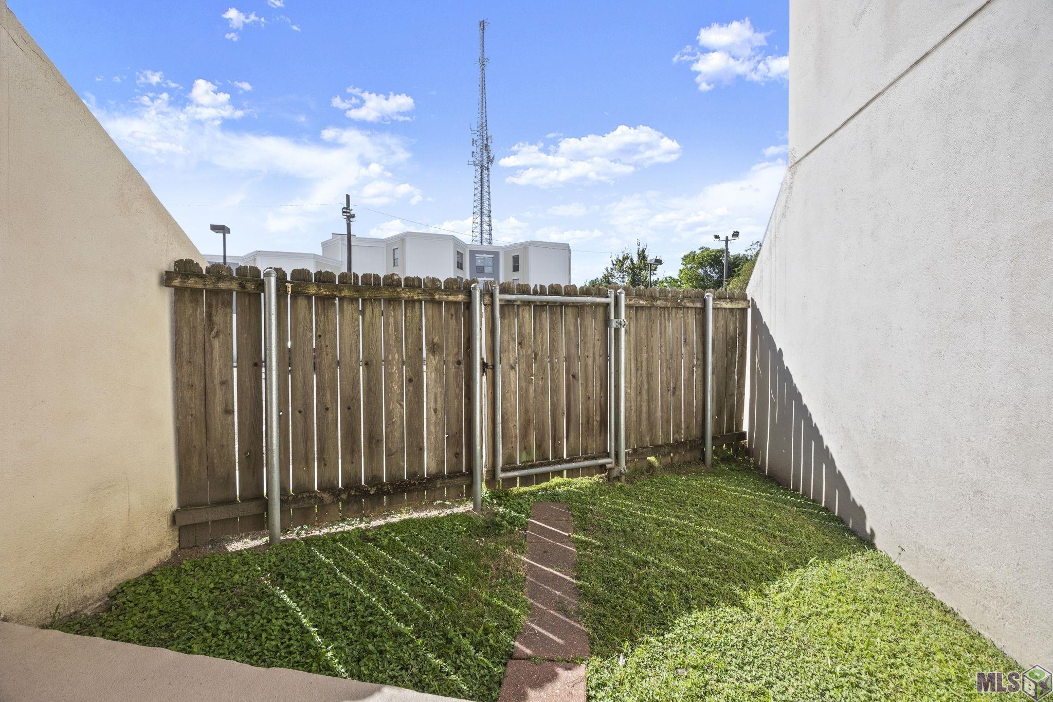 2045 North 3rd Street, Unit 111 Baton Rouge, LA 70802 - Photo 11 of 12