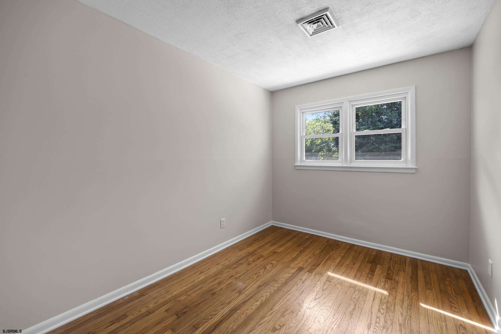 121 Osborne Road Somers Point, NJ 08244 - Photo 19 of 28