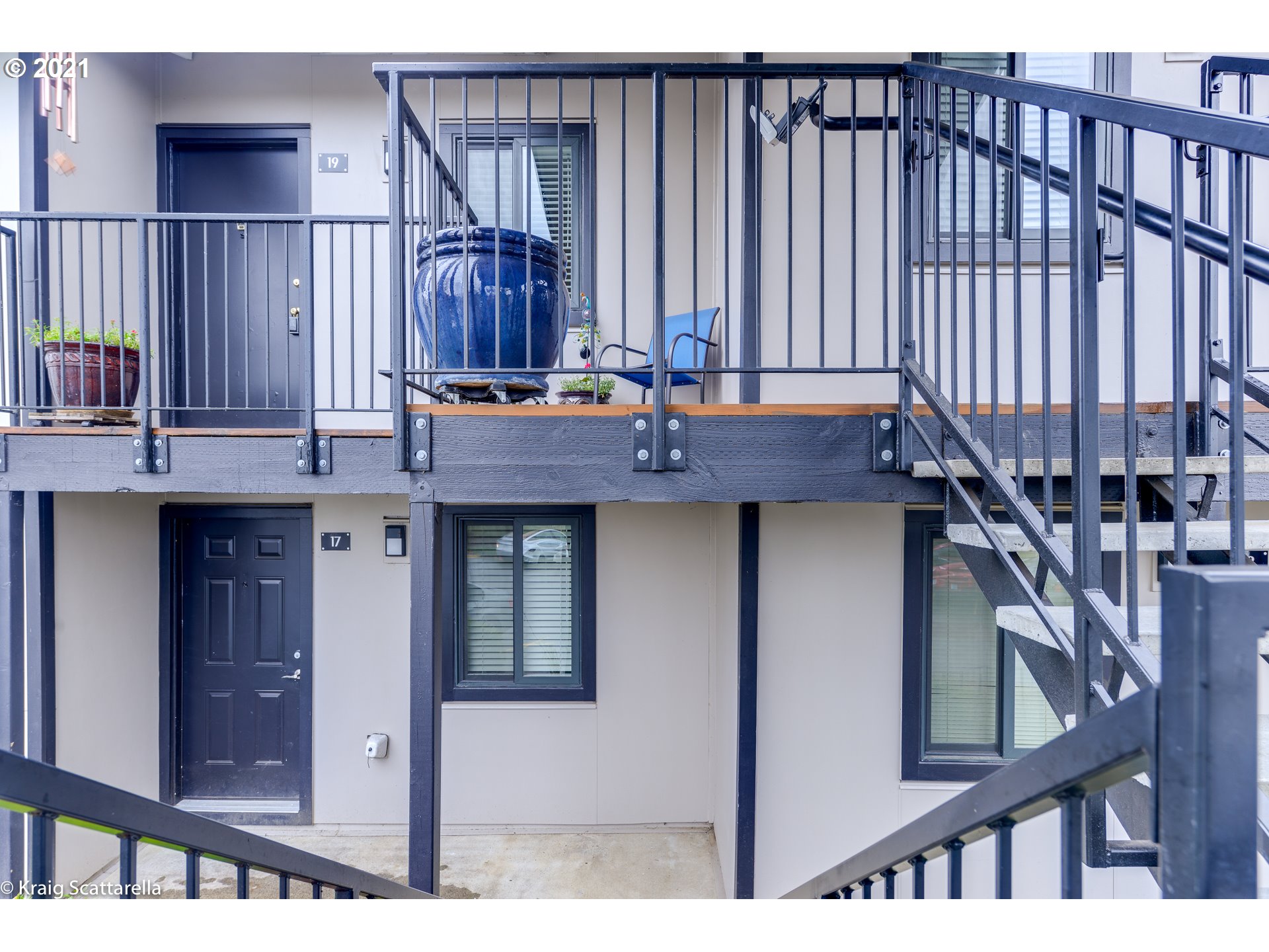 14095 Southwest Walker Road, Unit 19 Beaverton, OR 97005 - Photo 2 of 22 Gallery Image 2